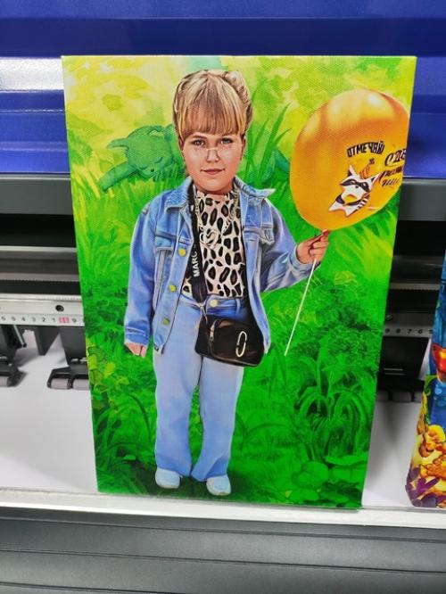 Портреты всегда будут оригинальным и запоминающимся подарком для ваших близких и друзей. 03