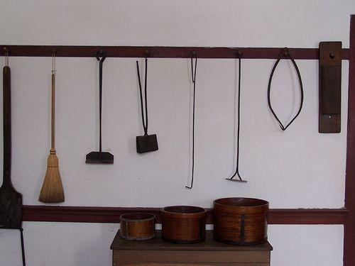 В моей голове хранится куча идей, но им, как и анекдоту в тему, нужен какой то толчок - тема. 06