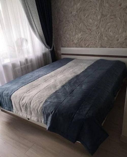 Интерьер продуман специально для пар с детьми. 05