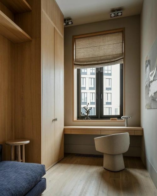 Когда речь заходит об интерьере семейной квартиры, важно учесть и вкусы взрослых, и интересы детей. 07