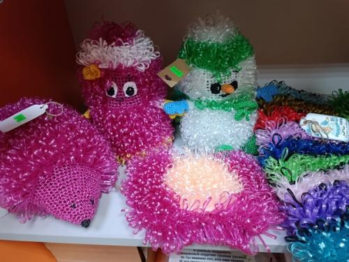 Мочалки ручной работы - это удивительные изделия, созданные с любовью и творчеством они отличаются своей уникальностью и оригинальным дизайном. 01