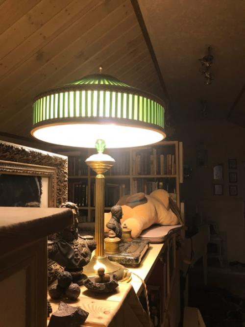 Только в том случае, если решаешь сделать генеральную уборку перед новым годом в кабинете - гостиной - спальне - всё равно не получится! 04