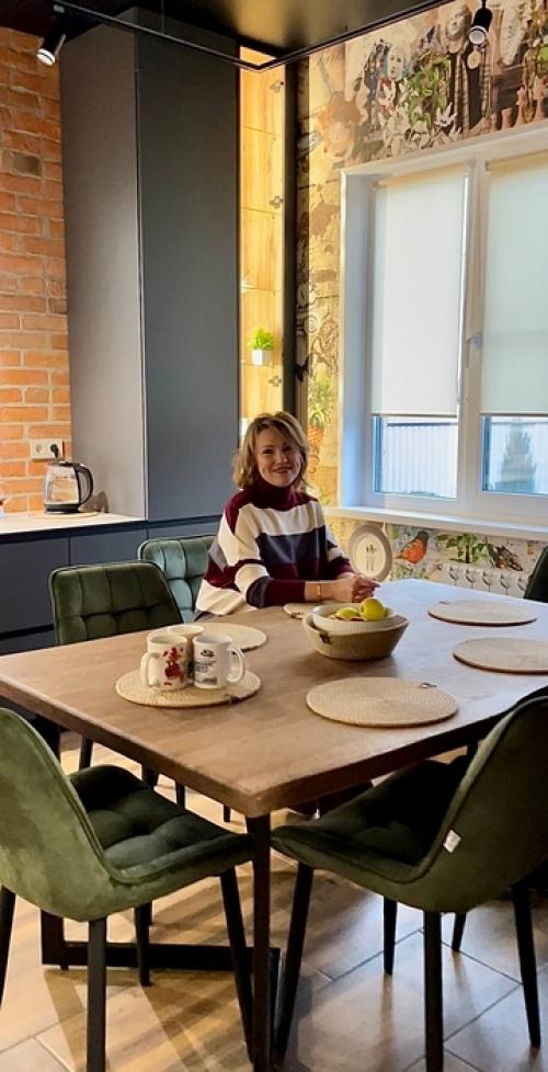 Да, создание кофейни у себя на кухне можно считать чудом, так как это позволяет наслаждаться ароматным кофе и уютной атмосферой в собственном доме. 06