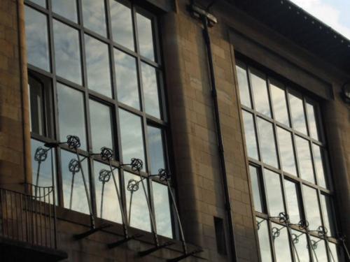 Школа искусств в Глазго (Glasgow School of Art) - лучшее здание Великобритании за 175 лет, согласно опросу, проведенному в 2010 году. 05