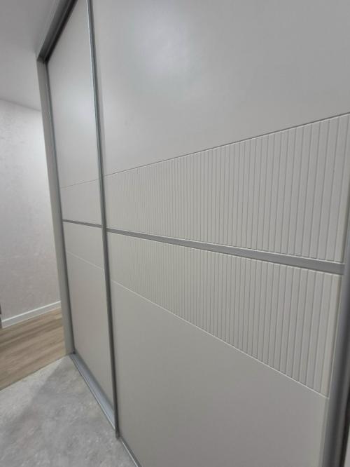 Мы назовём его многофункциональный шкаф (прихожая + шкаф купе + шкаф для хоз нужд. 04