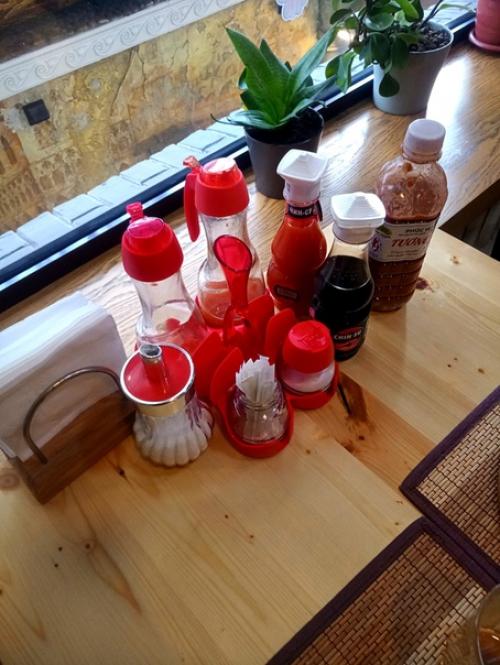 Здравствуйте.  Отзыв будет для членов общества огнеедов, каковым являюсь и я, а именно о кафе Vietnam. 05