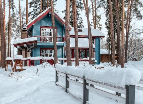 По мотивам старых дач. 09