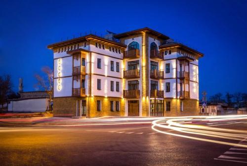 Необычный отель: джеваль 3* (Крым, Евпатория). 01