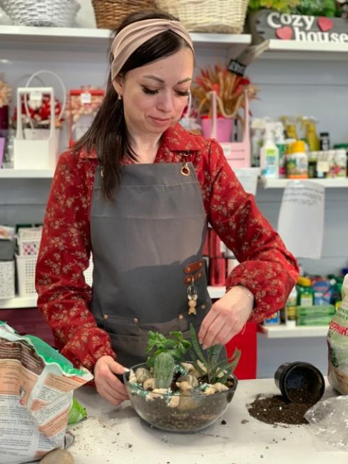 Флорариум - это удивительный миниатюрный сад, заключенный в прозрачных стенках стеклянного сосуда. 01