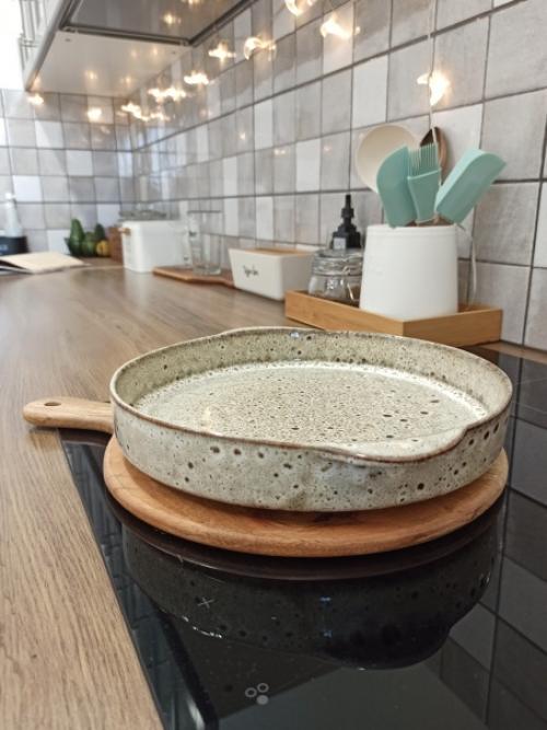 Боже мой, ну как же я люблю нашу квартиру, до безумия, каждый уголочек мой родной. 05