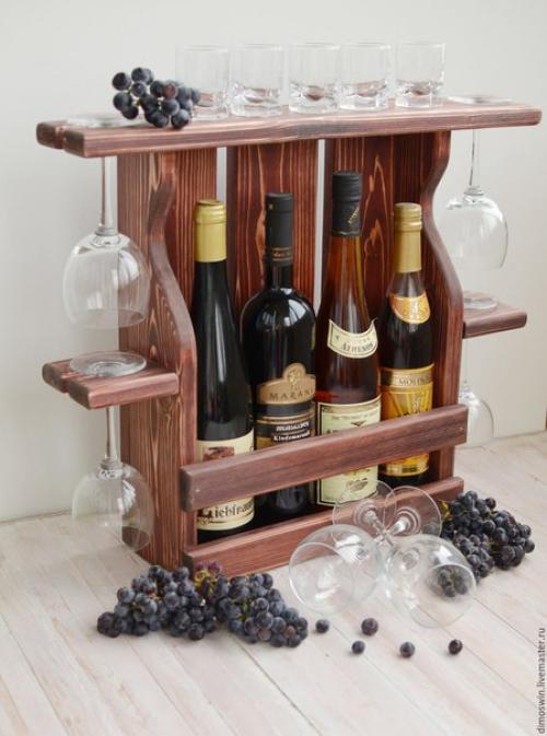 Вот такие полки для винных бутылок станут оригинальным украшением интерьера любой кухни или гостинной или крутым подарком на новоселье! 02
