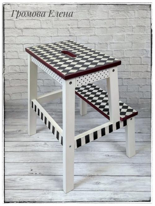 Хочу показать ещё одну табуретку - лестницу. 03