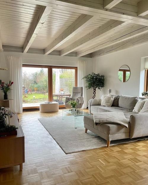 Здравствуйте!  Поделитесь, пожалуйста, фотографиями своих гостиных. 05