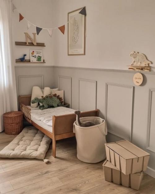 Чтобы иметь возможность добавить много дерева в интерьер, не перегружая его, дизайнеры рекомендуют придерживаться двух цветов. 04