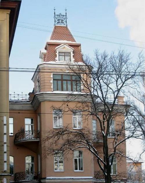 Особняк купца П. и. Иванова или Дом с Павлином. 04