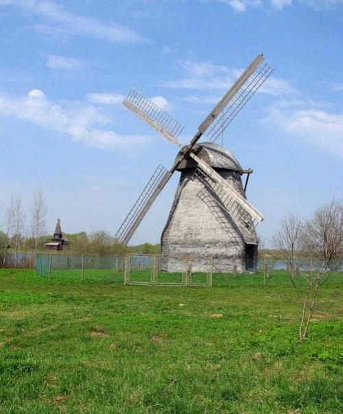 - Витославицы.   Витославлицы - музей деревянного зодчества в великом Новгороде. 01