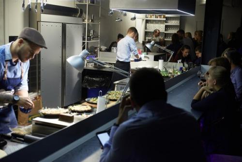 Топ - 5 ресторанов Новосибирска, которые способны удивить не только вкусной кухней. 03