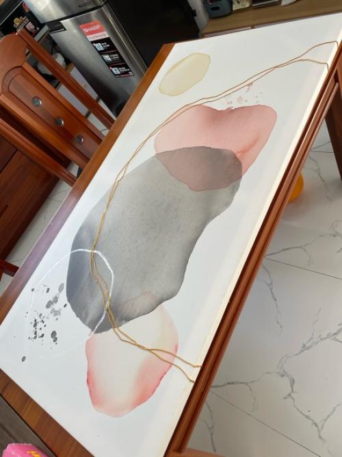 Отдыхая в нашем любимом загородном отеле, я каждый раз восхищалась красивыми абстрактными картинами в номерах. 03