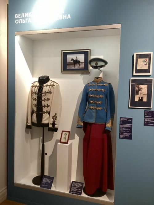 Вдогонку вчерашнему посту о музее военной формы хочу показать еще одну выставку из этого же музея: Романовы. 01 Вдогонку вчерашнему посту о музее военной формы хочу показать еще одну выставку из этого же музея: Романовы. 01