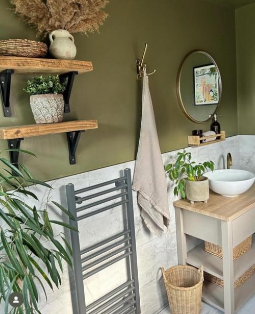 Прекрасный пример того, как с помощью краски и различного декора и растений можно преобразить любое пространство. 03