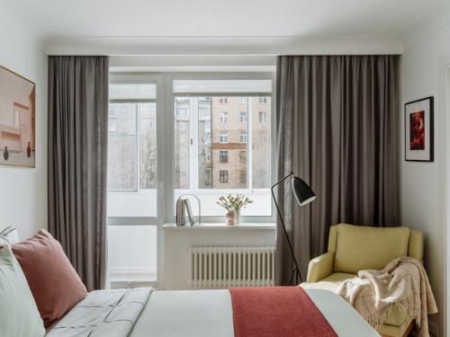 Архитектор - дизайнер Анна римс оформила интерьер небольшой квартиры в скандинавском стиле с элементами средиземноморского. 02