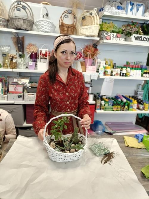 Флорариум - это удивительный миниатюрный сад, заключенный в прозрачных стенках стеклянного сосуда. 02