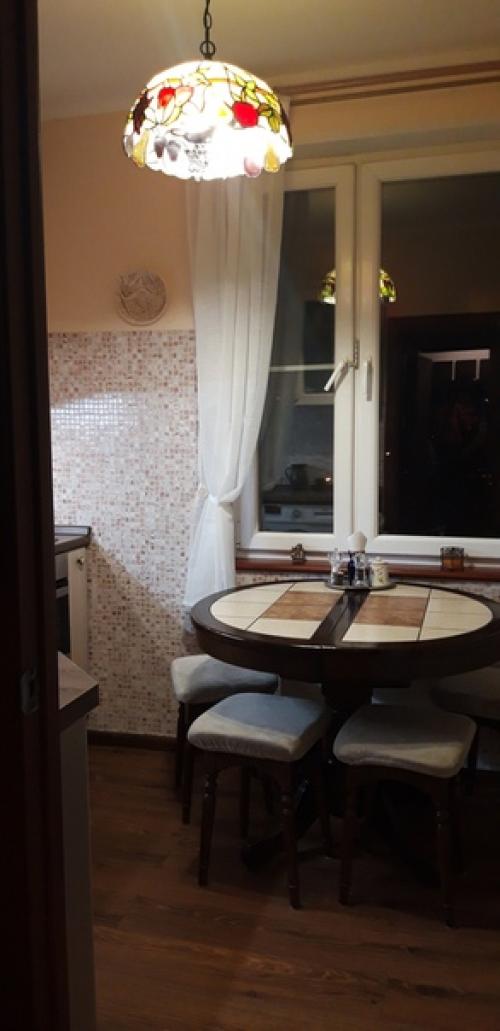 Небольшая функциональная кухня (6, 5 кв. 04