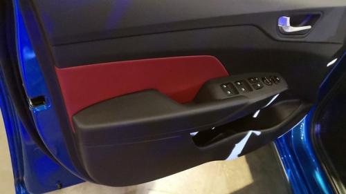 В Питере официально показали обновлённый солярис. 05