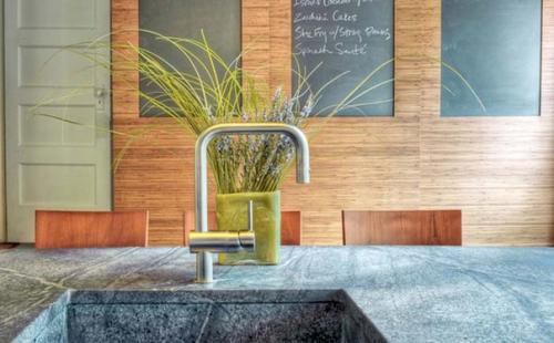 Столешницы из стеатита - новые возможности для модернизации кухни. 04