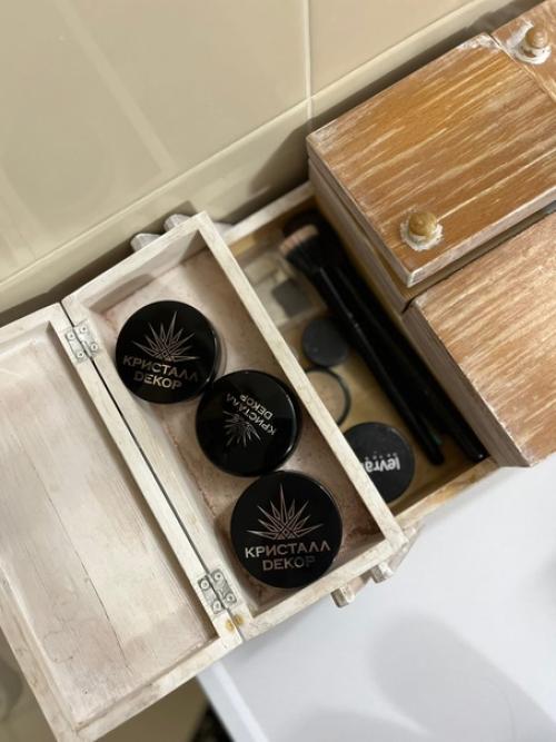 Натуральные материалы и спокойная цветовая гамма прекрасны везде, а в ванной - особенно. 03