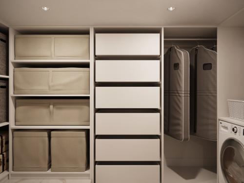 Ванную комнату создали, так же как и всю студию, в светлых, теплых, уютных оттенках. 06