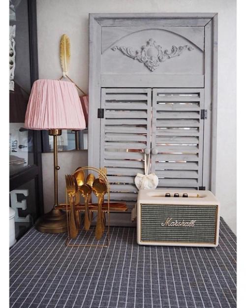 Маленькая уютная кухня площадью 5, 3 кв. 07