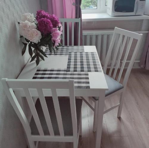 Небольшая кухня. В которой уместили всё, что нужно. 03