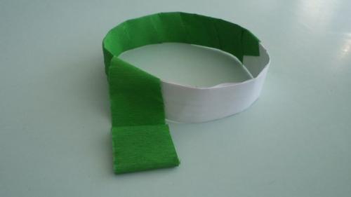 Шапочка - цветок из бумаги. 02