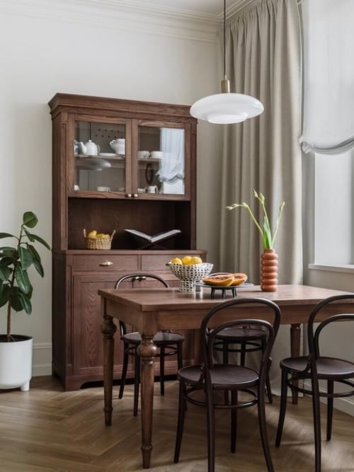 Квартира во Владикавказе в здании 1891 года постройки. 06