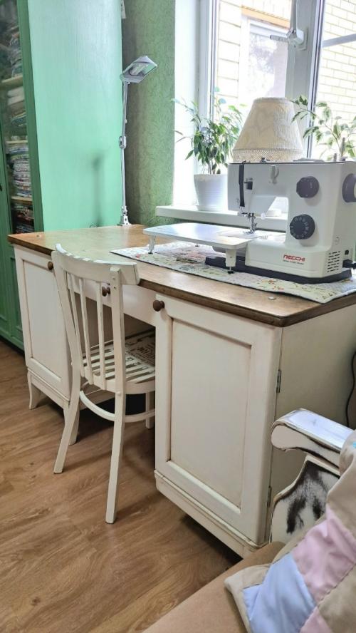 Мы с мужем живем в частном доме в небольшом городке ростовской области, и дача наша тоже в черте города. 02