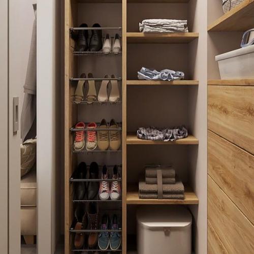 В этом проекте отделили зону прихожей и коридора от гостиной стеклянной перегородкой. 06