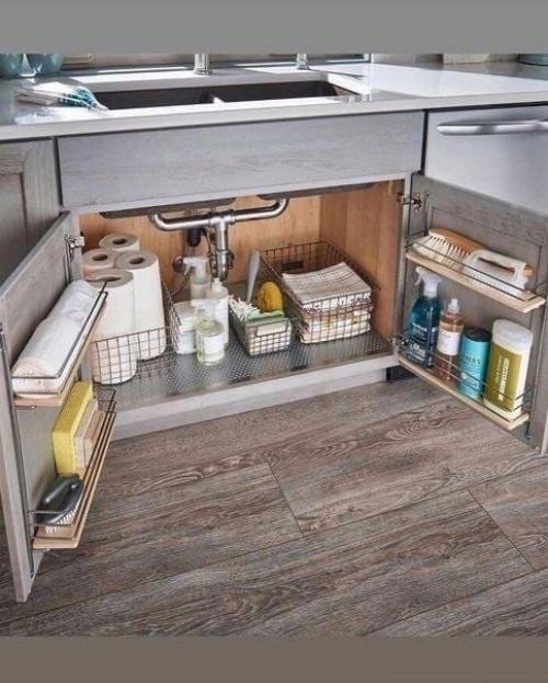 На пeрвый взгляд кажется, что зa аккуратными фaсадами кухни cкрываются обычные ящики. 01