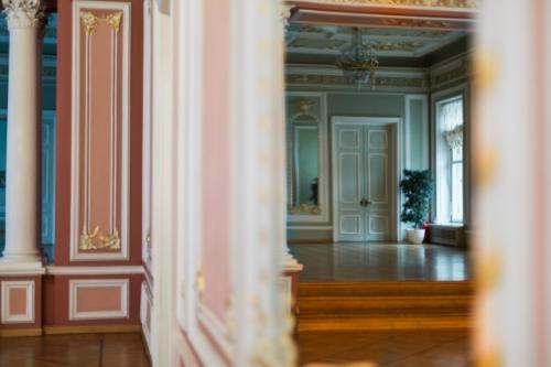 Ты утешь и полубольного! 01