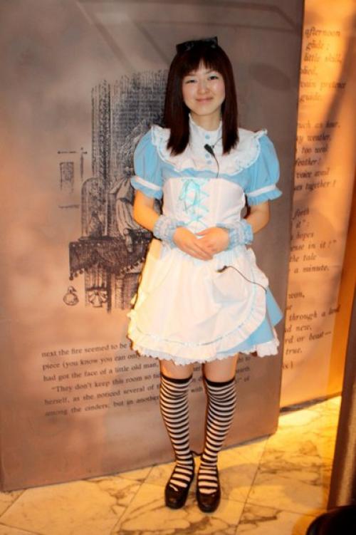 Алиса в Стране Чудес - одно из самых прославленных художественных произведений всех времен и народов? 07