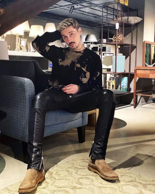 Дима билан показал свой новый роскошный дом. 02