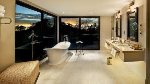 Four Seasons Safari Lodge Serengeti 5*. 01