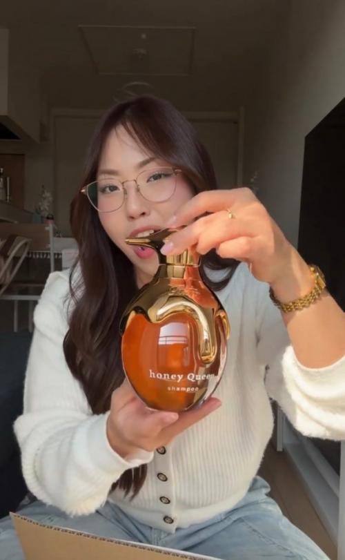 В Японии, кажется, уже поняли, что шампунь и бальзам не обязаны выглядеть как простые баночки.

