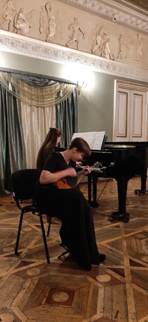 Потрясающий вечер понедельника, концерт в доме кочневой! 05