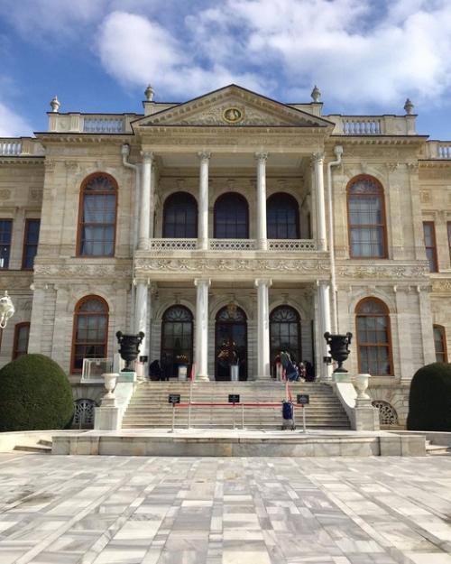 А вы знали, что самый большой дворец Турции находится в Стамбуле? 03