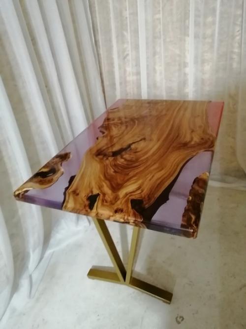 Стол из капового карагача размеры 114*74 см. 01