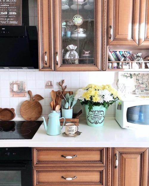 Не всем сейчас нравятся такие кухни, как у нас. 06
