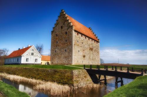Замок глиммингехус расположен в самой южной провинции Швеции, которая называется скане. 02