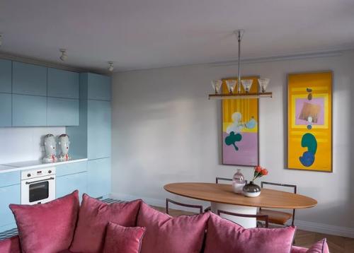 Яркий, полный остроумных Находок и отличного винтажа проект создан для мамы с двумя маленькими детьми. 01