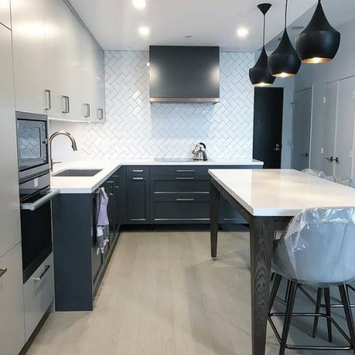 Черный низ и белый верх. 03